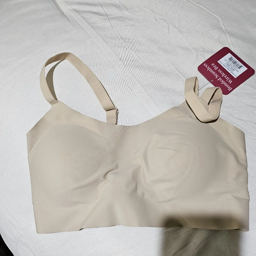 ANTI X PROOF Seamless Bra Beige Sz Small And Medium NWT 2 Bra